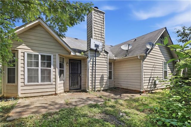 5633 Tunbridge Wells Court, Lithonia, GA 30058