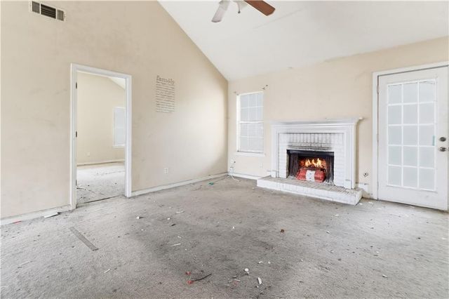 5633 Tunbridge Wells Court, Lithonia, GA 30058