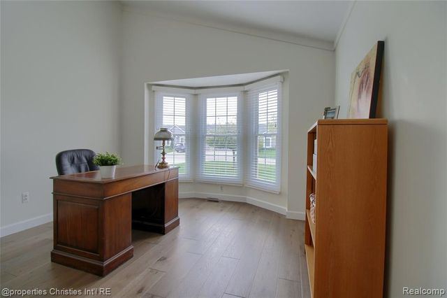 7258 Green Meadow Lane, Canton, MI 48187