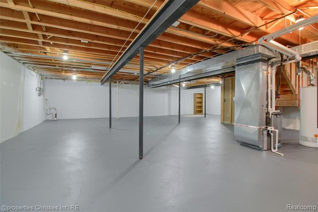 7258 Green Meadow Lane, Canton, MI 48187
