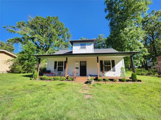 260 Hickory Drive, Tahlequah, OK 74464