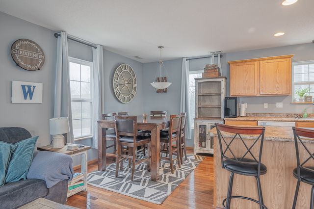 1133 Keystone Lane, Pleasant Hill, IA 50327
