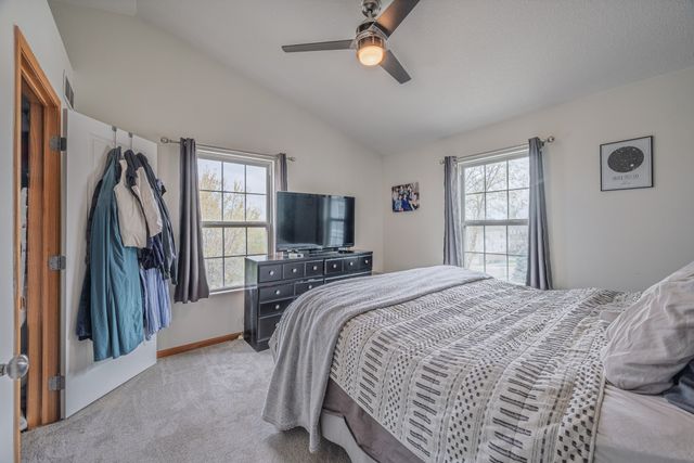 1133 Keystone Lane, Pleasant Hill, IA 50327