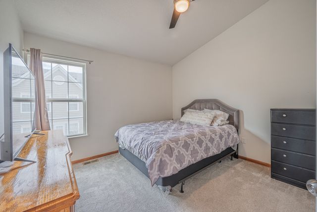 1133 Keystone Lane, Pleasant Hill, IA 50327