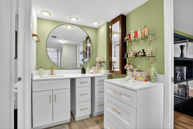 3960 Oaks Clubhouse Drive 504, Pompano Beach, FL 33069