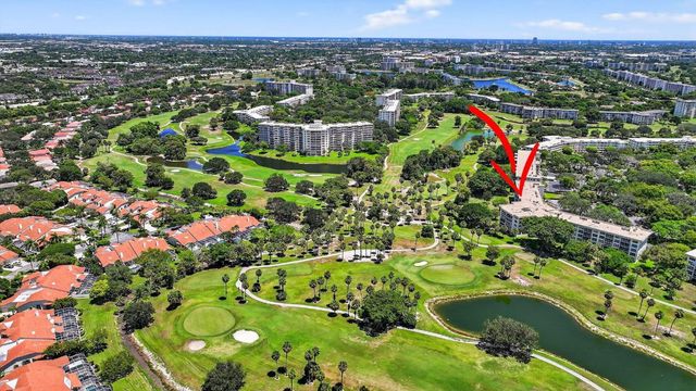 3960 Oaks Clubhouse Drive 504, Pompano Beach, FL 33069
