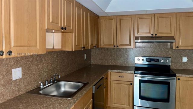 405 N Ocean Blvd 527, Pompano Beach, FL 33062