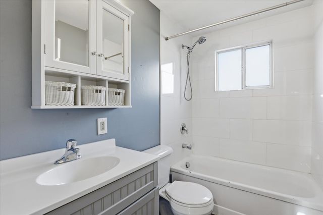 4111 E Fairview Ave, Spokane, WA 99217