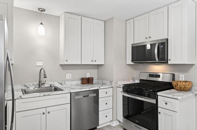 5636 Adair Avenue N, Crystal, MN 55429