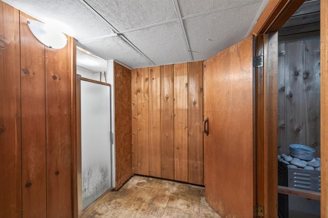 5636 Adair Avenue N, Crystal, MN 55429