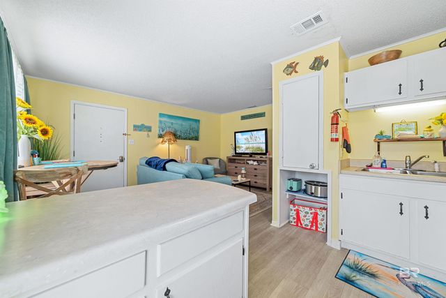 620 W Beach Boulevard 6A, Gulf Shores, AL 36542
