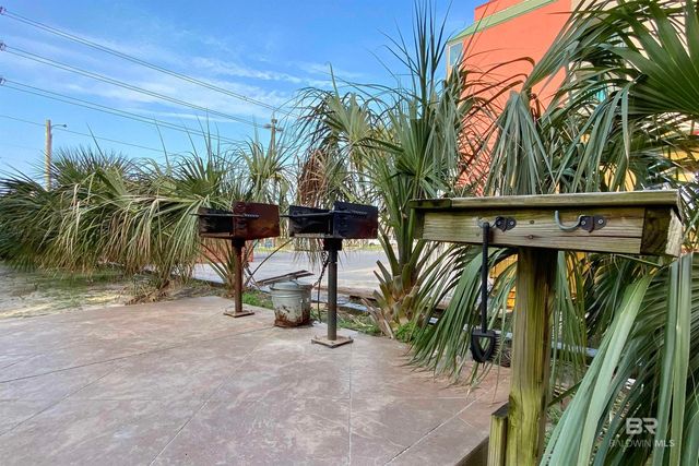 620 W Beach Boulevard 6A, Gulf Shores, AL 36542