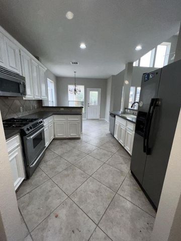 510 Clear Point Court, Richmond, TX 77406