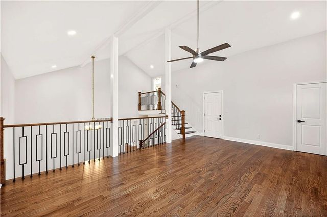 210 Lakeview W Ridge, Roswell, GA 30076