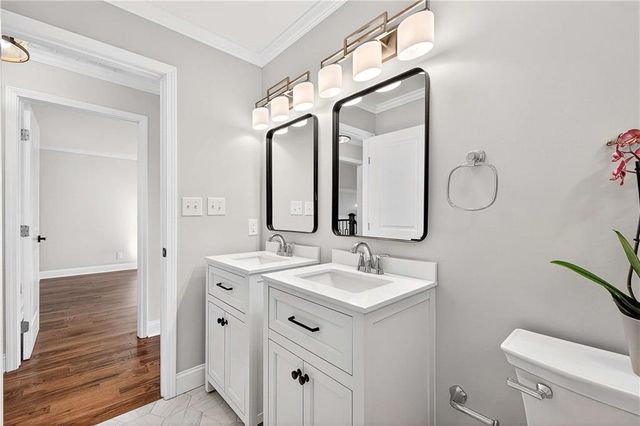 210 Lakeview W Ridge, Roswell, GA 30076