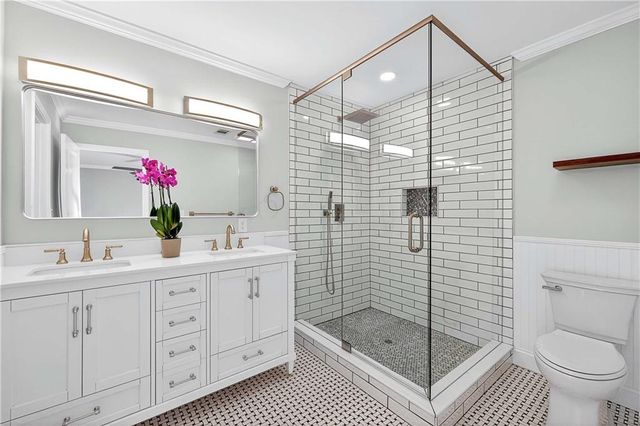 210 Lakeview W Ridge, Roswell, GA 30076