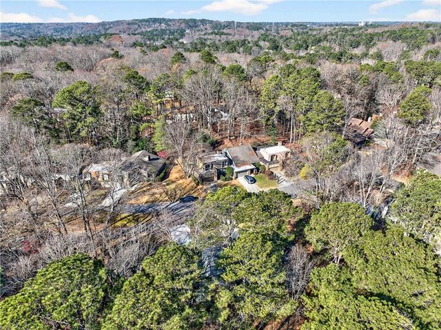 210 Lakeview W Ridge, Roswell, GA 30076