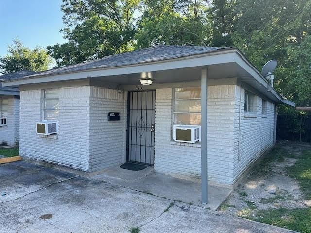 4701 Hoffman Street, Houston, TX 77026