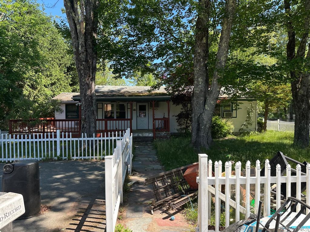 11 Richards Avenue, Monticello, NY 12701