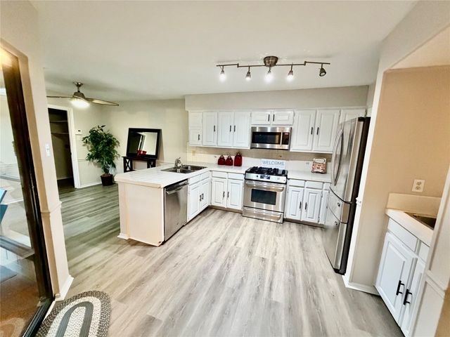2712 Dali Drive, Dallas, TX 75287