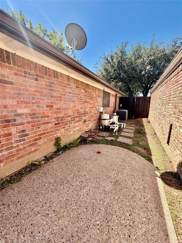 2712 Dali Drive, Dallas, TX 75287