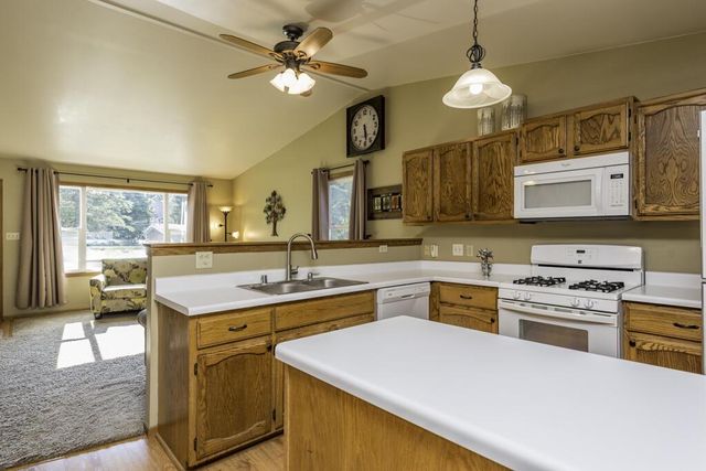 8931 268th AVENUE, Salem, WI 53168