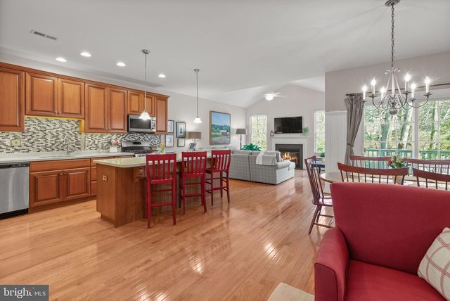 296 DEEPDALE DR, Kennett Square, PA 19348