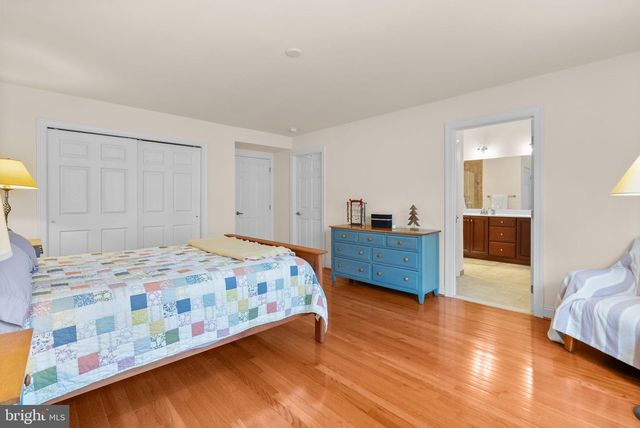 296 DEEPDALE DR, Kennett Square, PA 19348