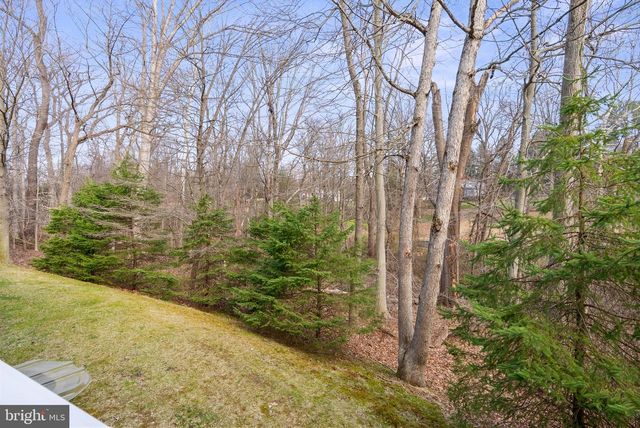 296 DEEPDALE DR, Kennett Square, PA 19348