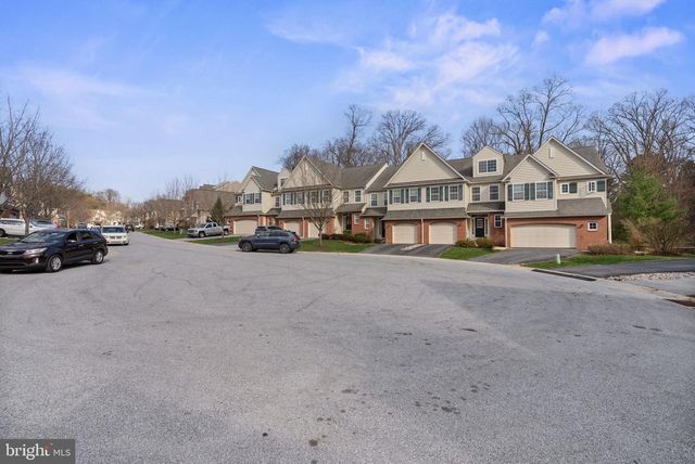 296 DEEPDALE DR, Kennett Square, PA 19348