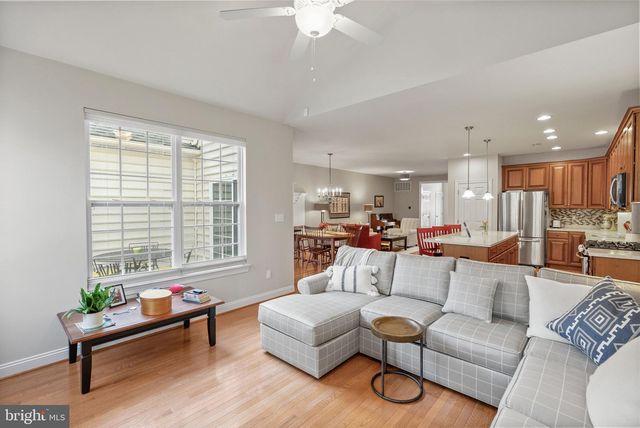 296 DEEPDALE DR, Kennett Square, PA 19348