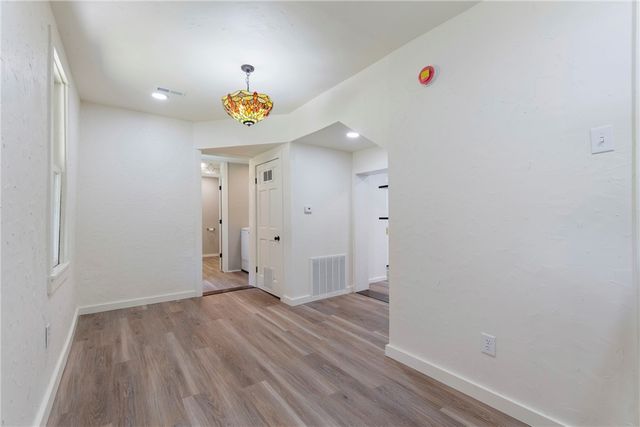 331 Dairy Hollow Road, Eureka Springs, AR 72632