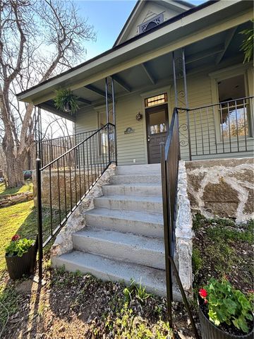 331 Dairy Hollow Road, Eureka Springs, AR 72632