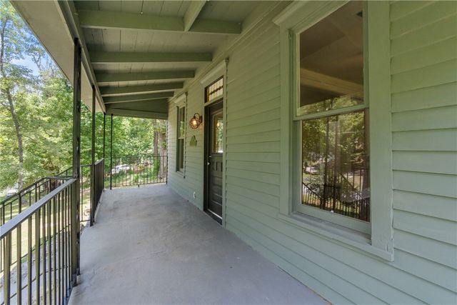 331 Dairy Hollow Road, Eureka Springs, AR 72632