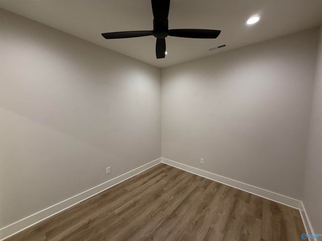 14 Walnut Street, Decatur, AL 35601