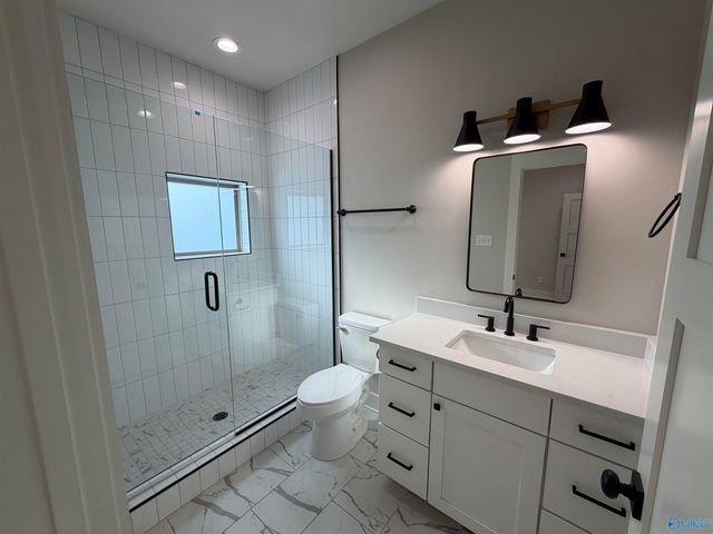 14 Walnut Street, Decatur, AL 35601