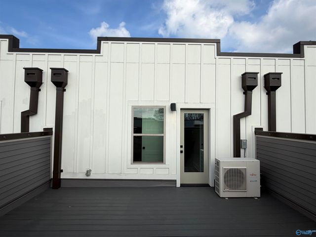 14 Walnut Street, Decatur, AL 35601