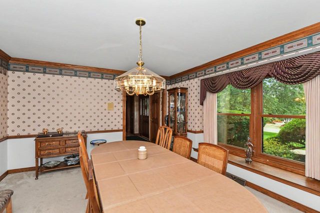 2130 Derrin LANE, Brookfield, WI 53045