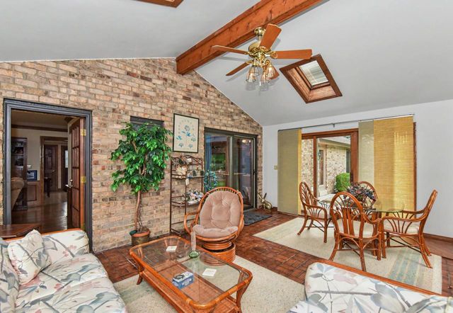 2130 Derrin LANE, Brookfield, WI 53045