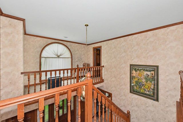 2130 Derrin LANE, Brookfield, WI 53045