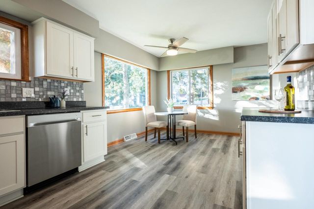 2701 4th AVENUE, South Milwaukee, WI 53172