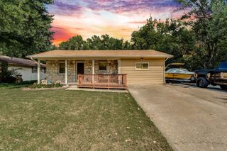 1228 N Taylor St, El Dorado, KS 67042