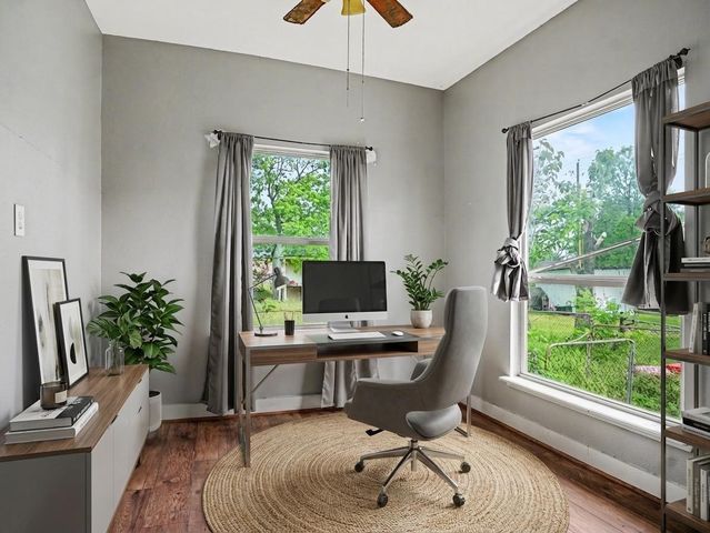 108 E Tyler Street, Ennis, TX 75119