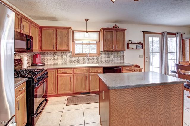 4648 Sawgrass Avenue, Brunswick, OH 44212