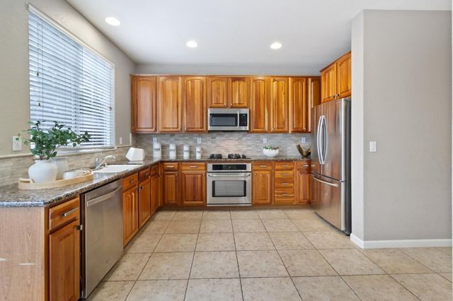 8980 Acorn Way, Gilroy, CA 95020