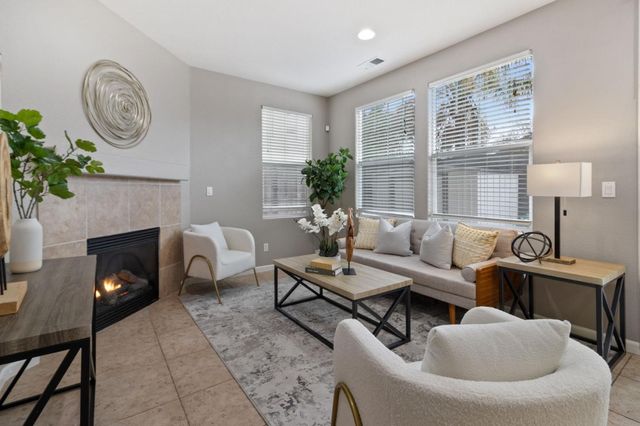 8980 Acorn Way, Gilroy, CA 95020