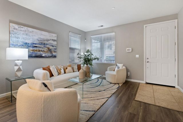 8980 Acorn Way, Gilroy, CA 95020