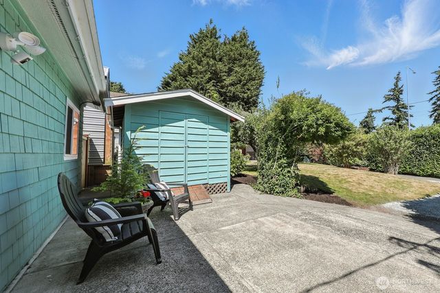 805 36th Street, Anacortes, WA 98221