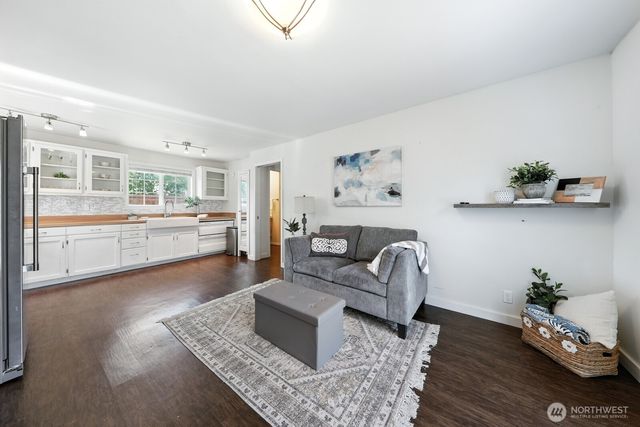 805 36th Street, Anacortes, WA 98221