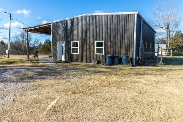9311 Cemetery Road, Noble, OK 73068